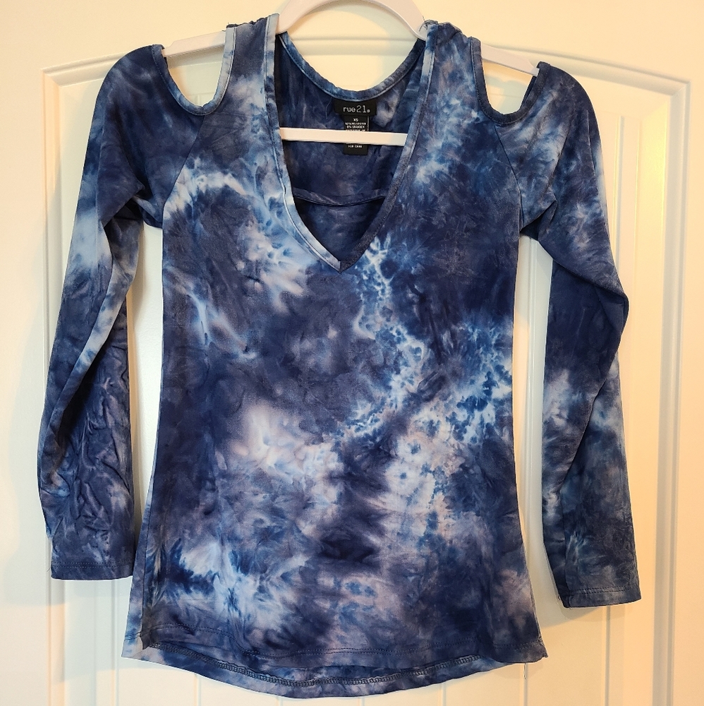 Rue21 top